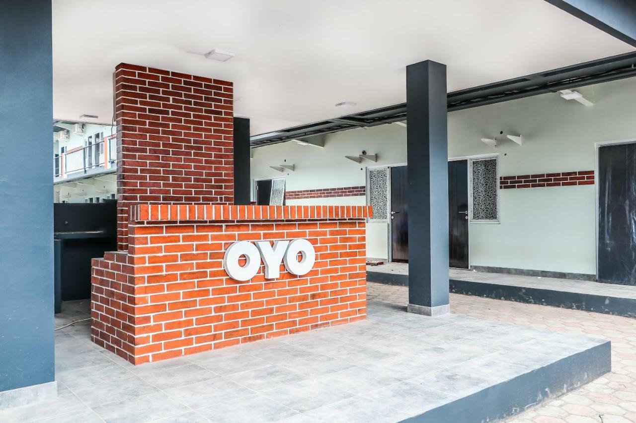 South Tangerang Oyo 488 Tekno Residence מראה חיצוני תמונה